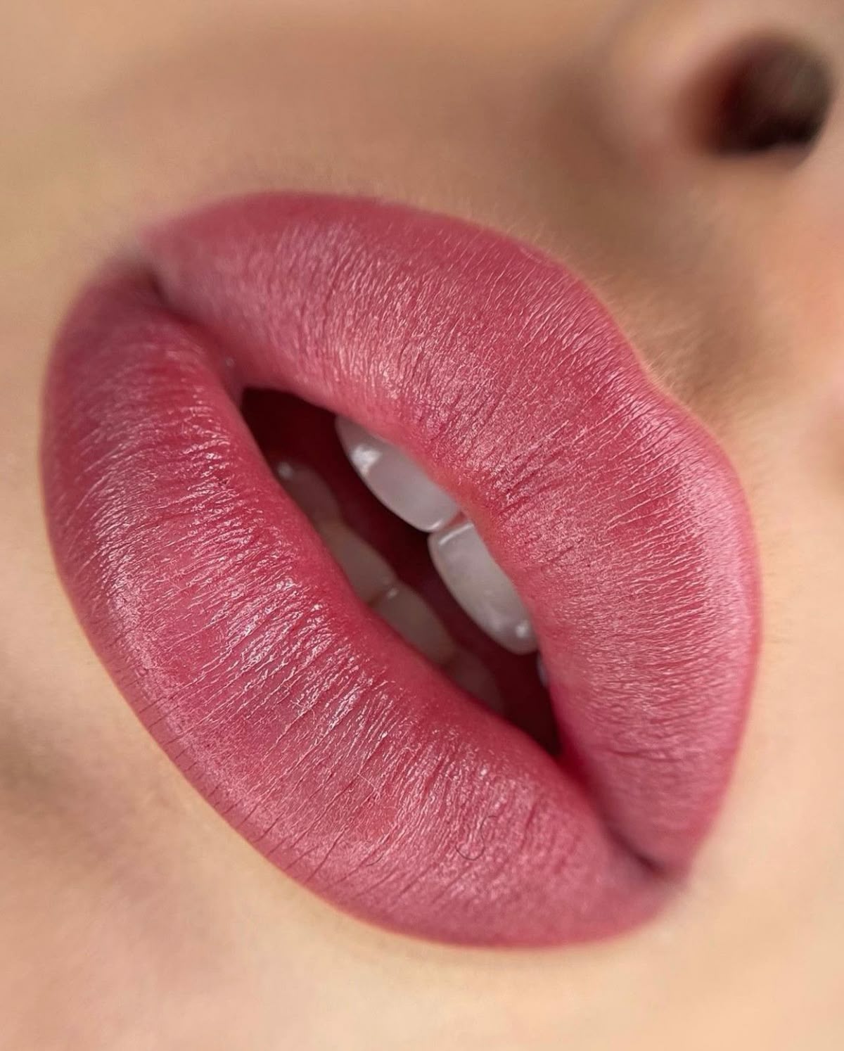Lip Blush Treatment